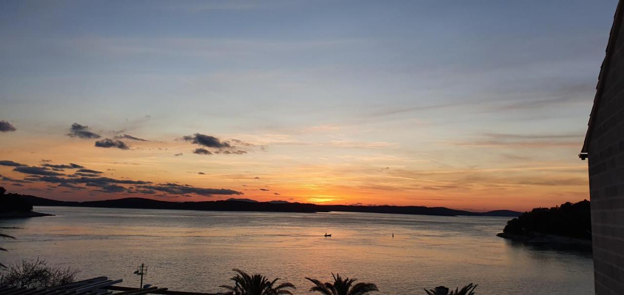 Gordana Apartments Hvar Town Luaran gambar