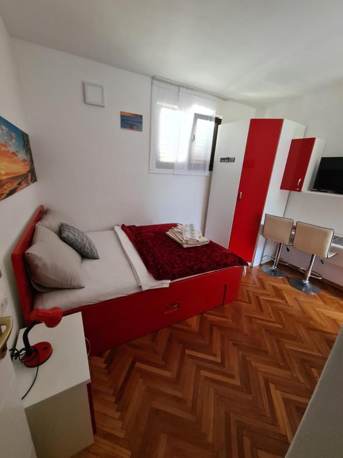 Gordana Apartments Hvar Town Luaran gambar