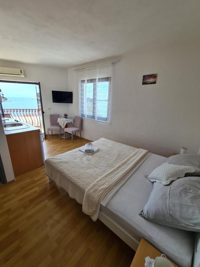 Gordana Apartments Hvar Town Luaran gambar
