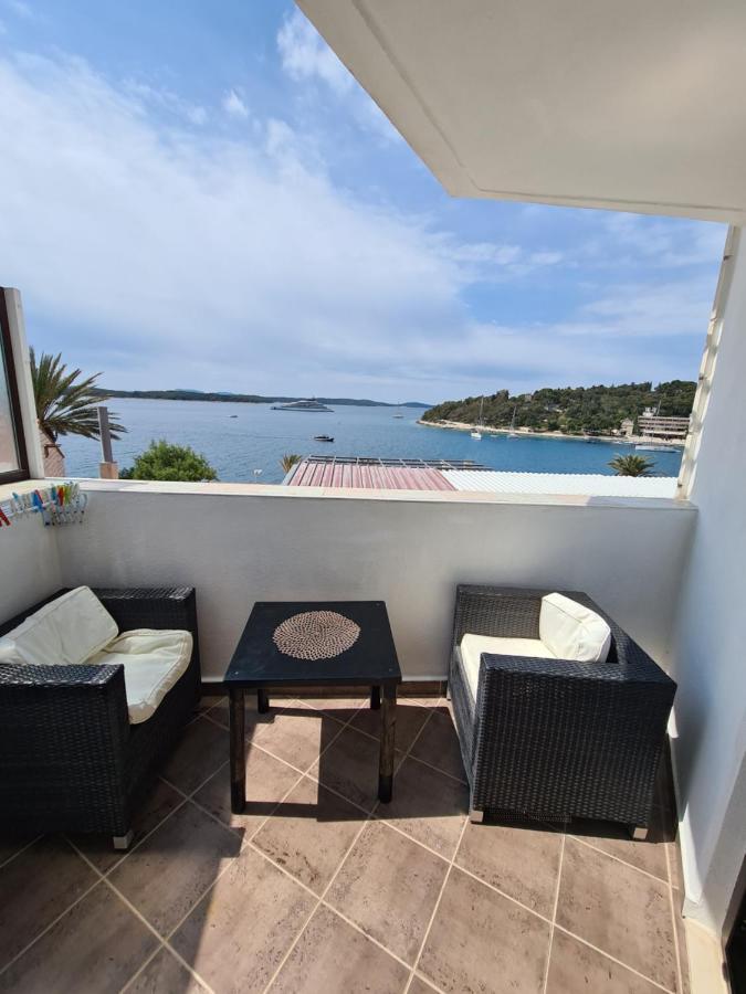 Gordana Apartments Hvar Town Luaran gambar