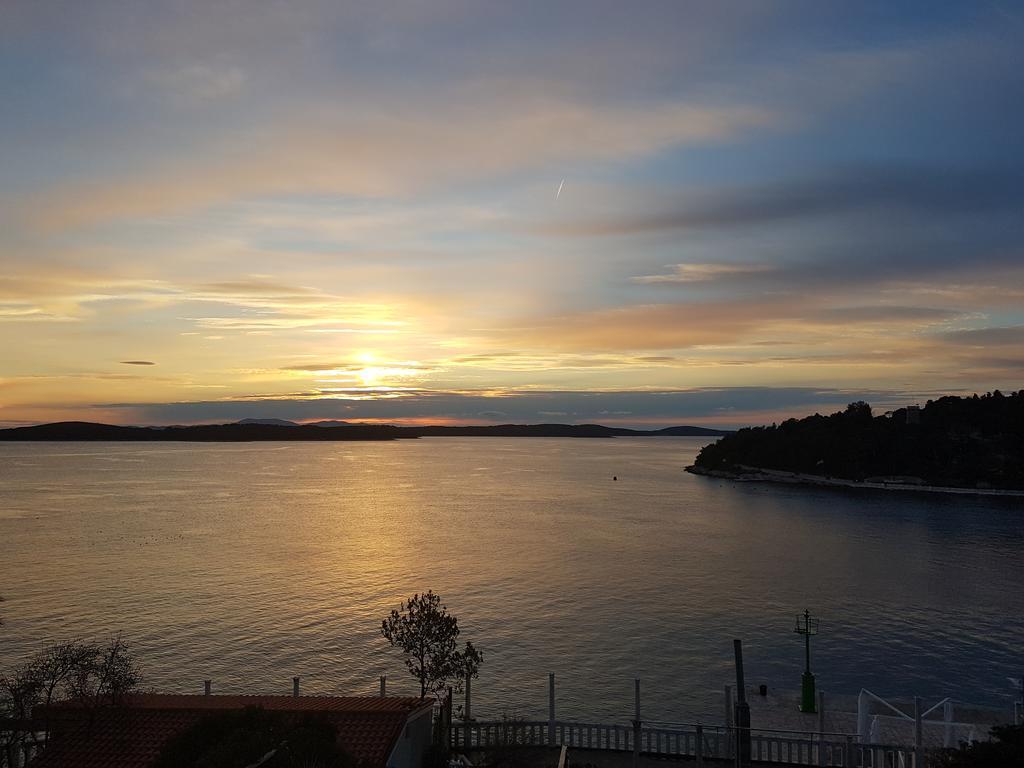 Gordana Apartments Hvar Town Luaran gambar